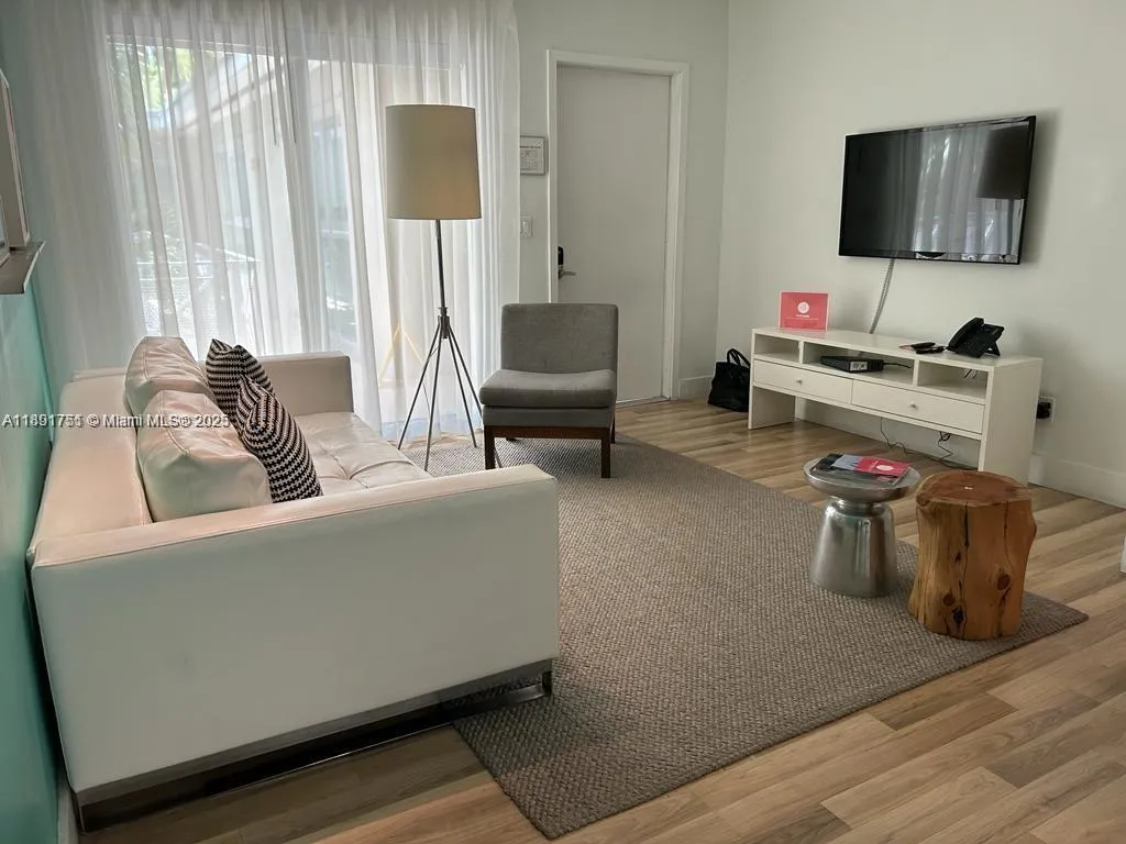 1816 Meridian Ave # 18, Miami Beach FL 33139