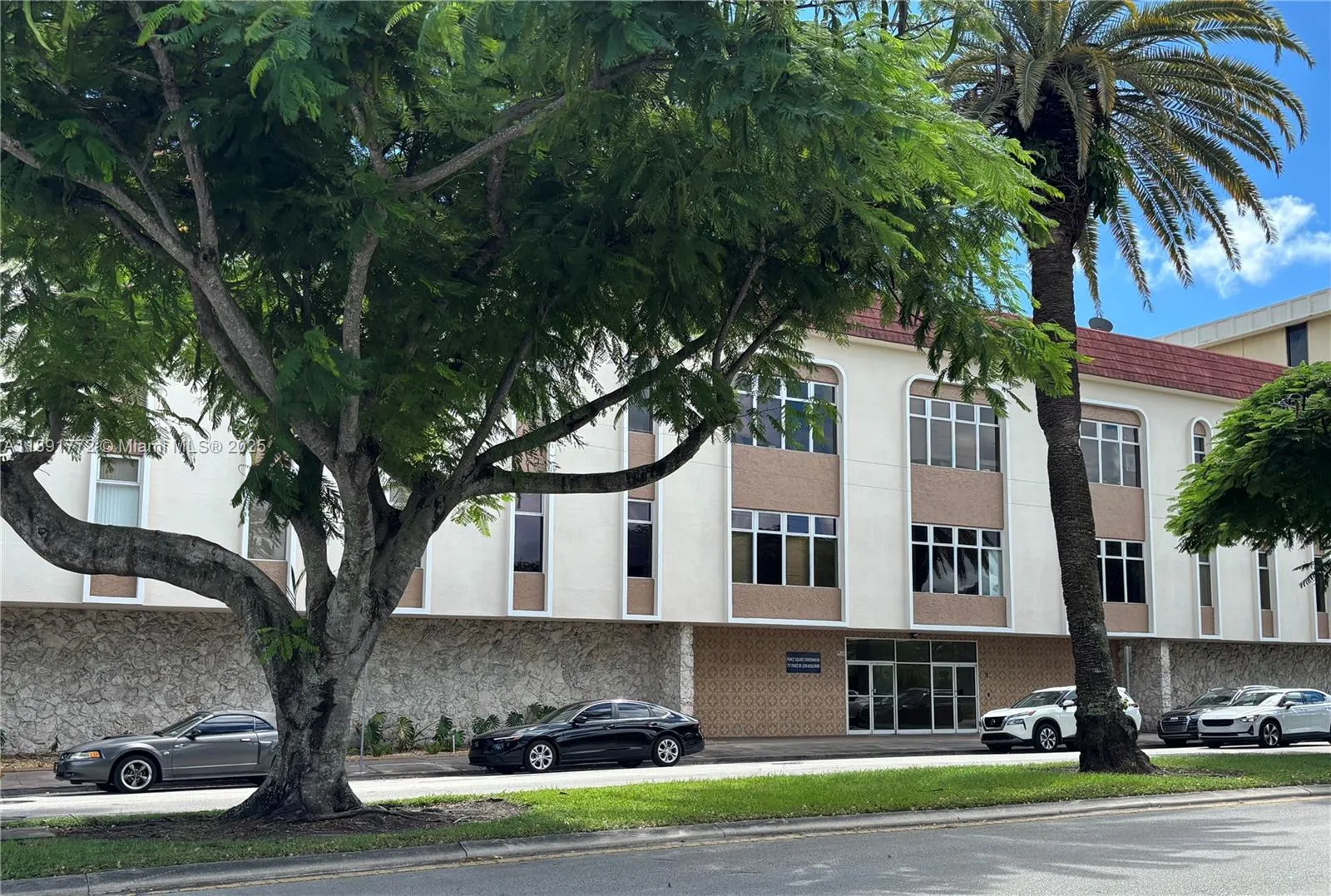 717 Ponce De Leon Blvd # 328, Coral Gables FL 33134
