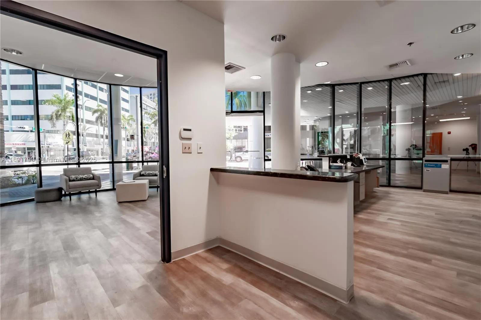 410 W 41st St # 103, Miami Beach FL 33140