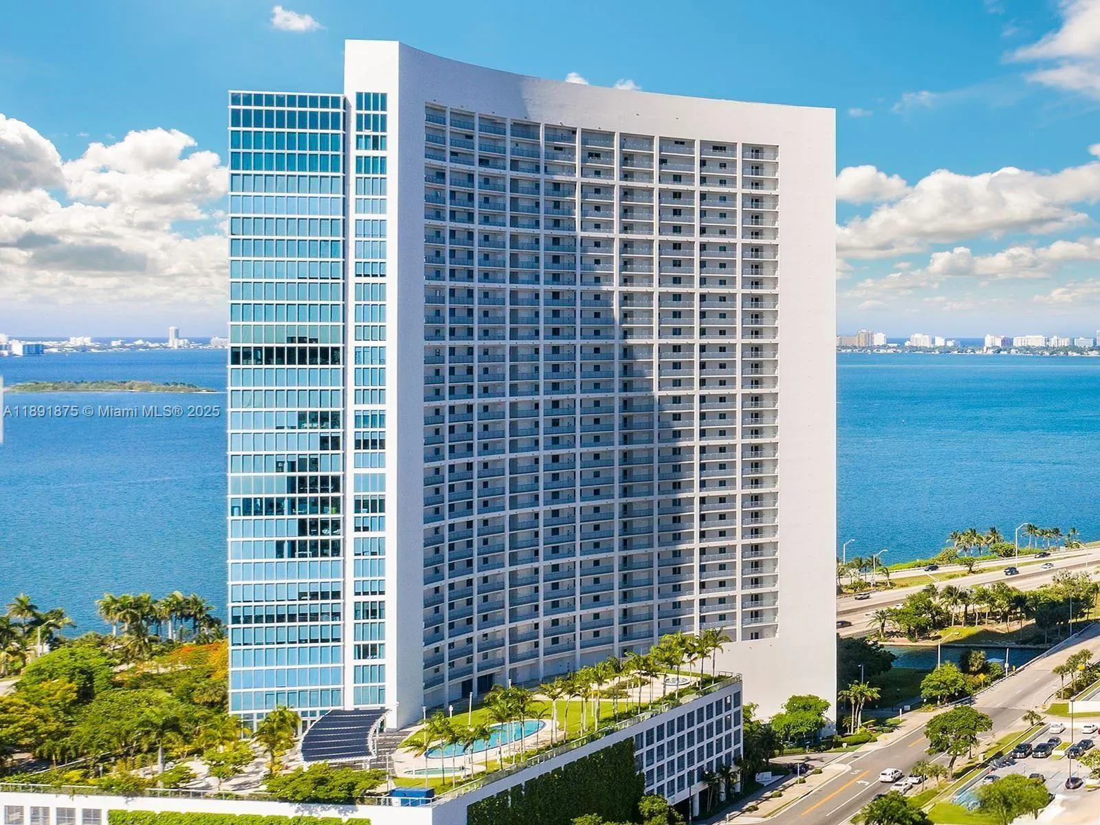 2 bedroom 2 bath for sale at 601 NE 36th St # 2206, Miami FL 33137