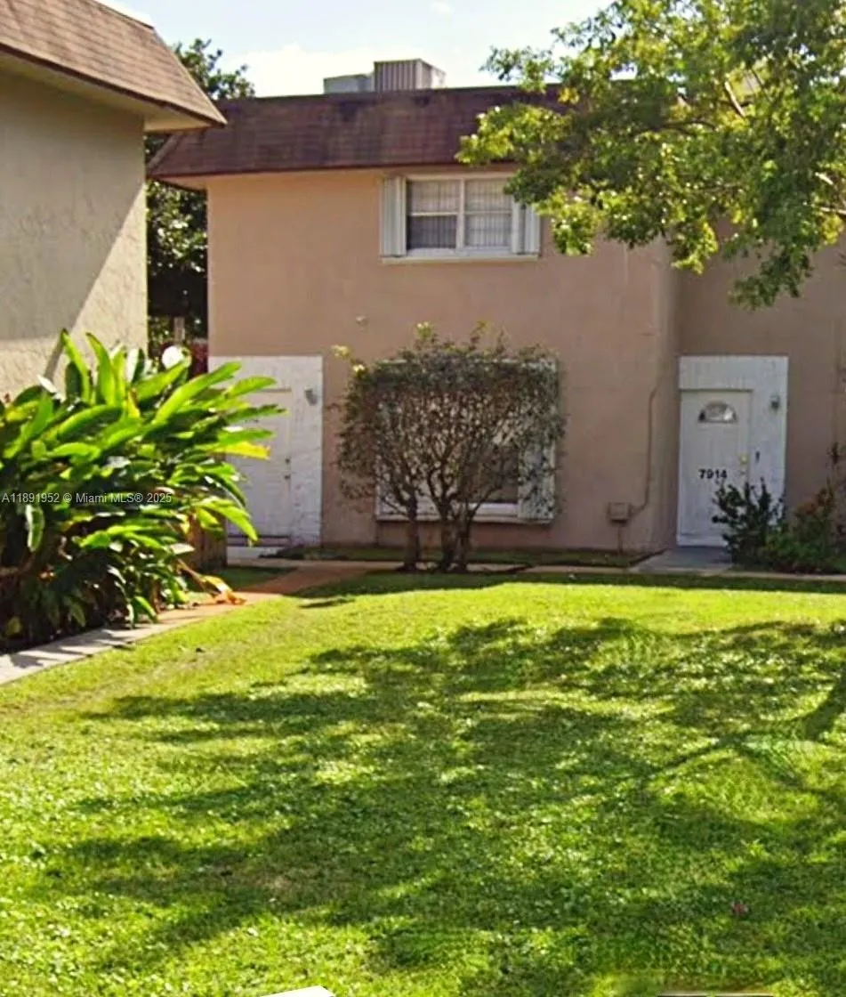 2 bedroom 1 bath for sale at 7912 Kimberly Blvd # 301, North Lauderdale FL 33068