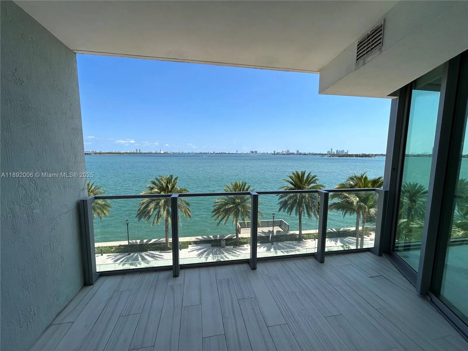 1 bedroom 2 bath for sale at 2900 NE 7th Ave # 306, Miami FL 33137