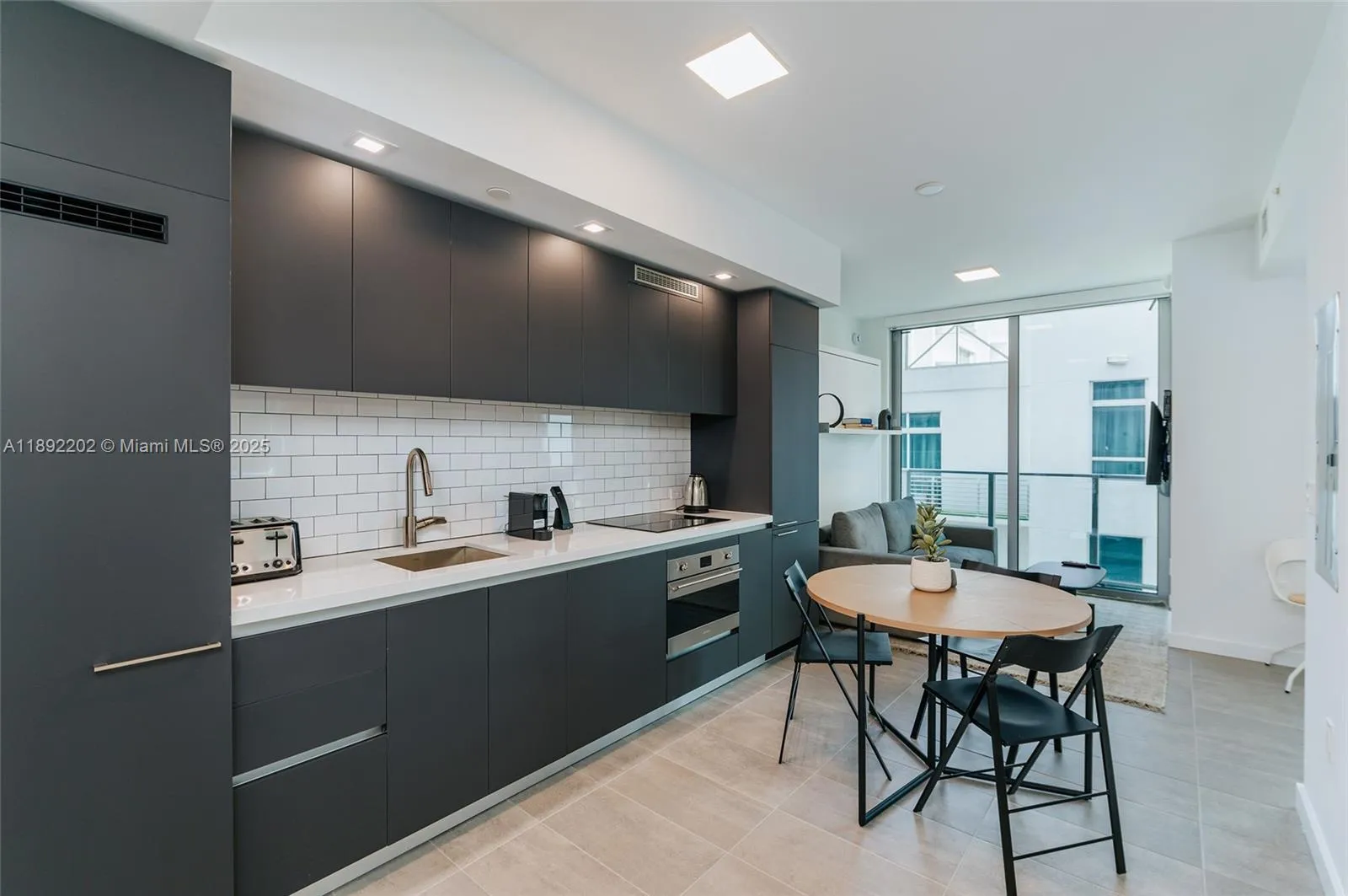 1 bath for sale at 227 NE 2nd St # 2508, Miami FL 33132