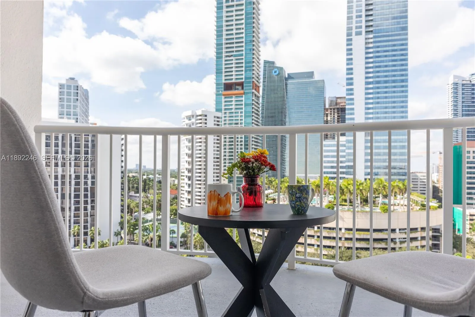 2 bedroom 2 bath for sale at 1420 Brickell Bay Dr # 1506D, Miami FL 33131