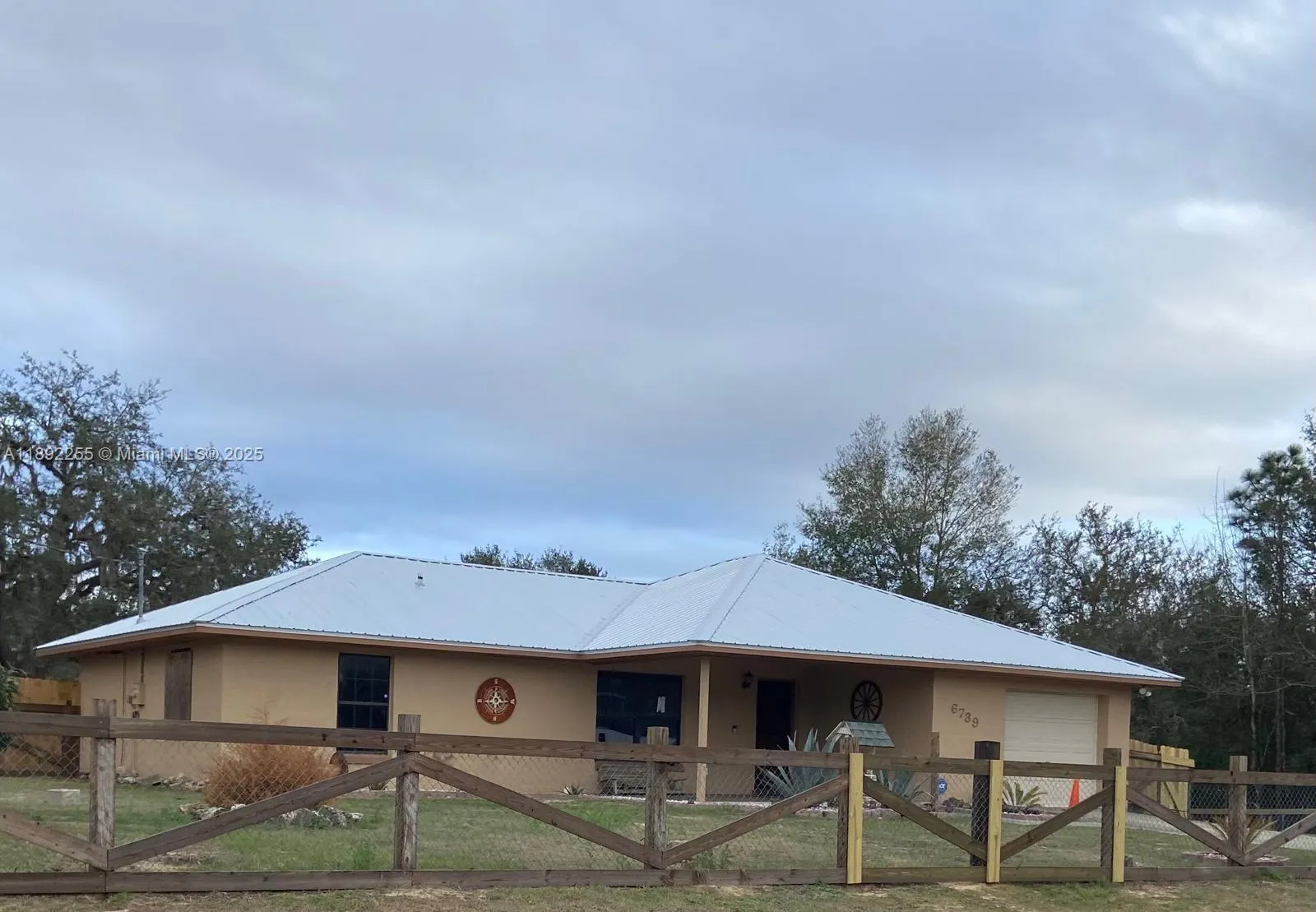 3 bedroom 2 bath Residential for sale at 6739 SW 168th Ter Rd, Ocala FL 34481