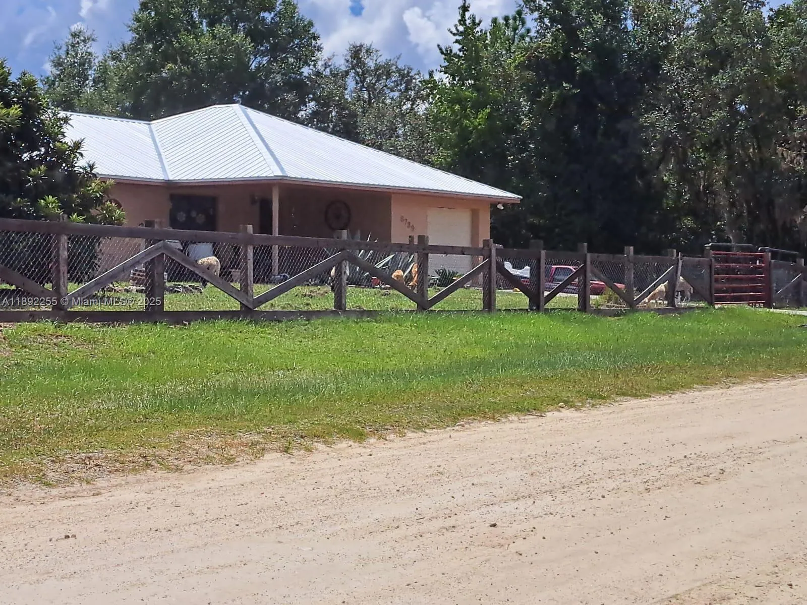 6739 SW 168th Ter Rd, Ocala FL 34481