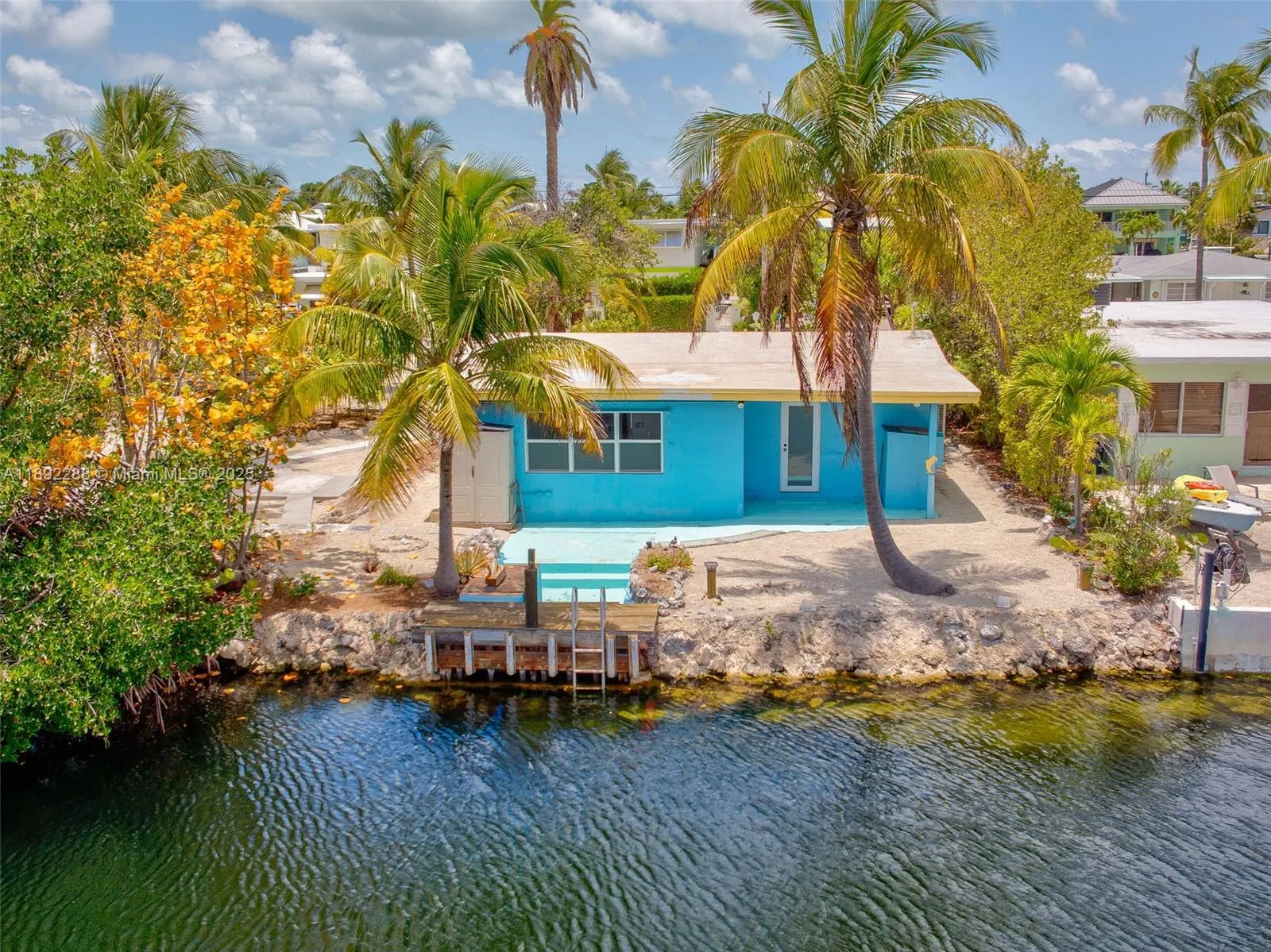 2 bedroom 1 bath Residential for sale at 140 25 Gardenia St, Plantation Key FL 33070