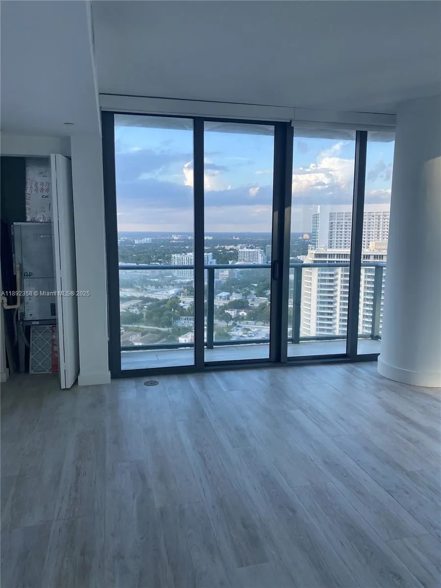 650 NE 32nd St # 3108, Miami FL 33137