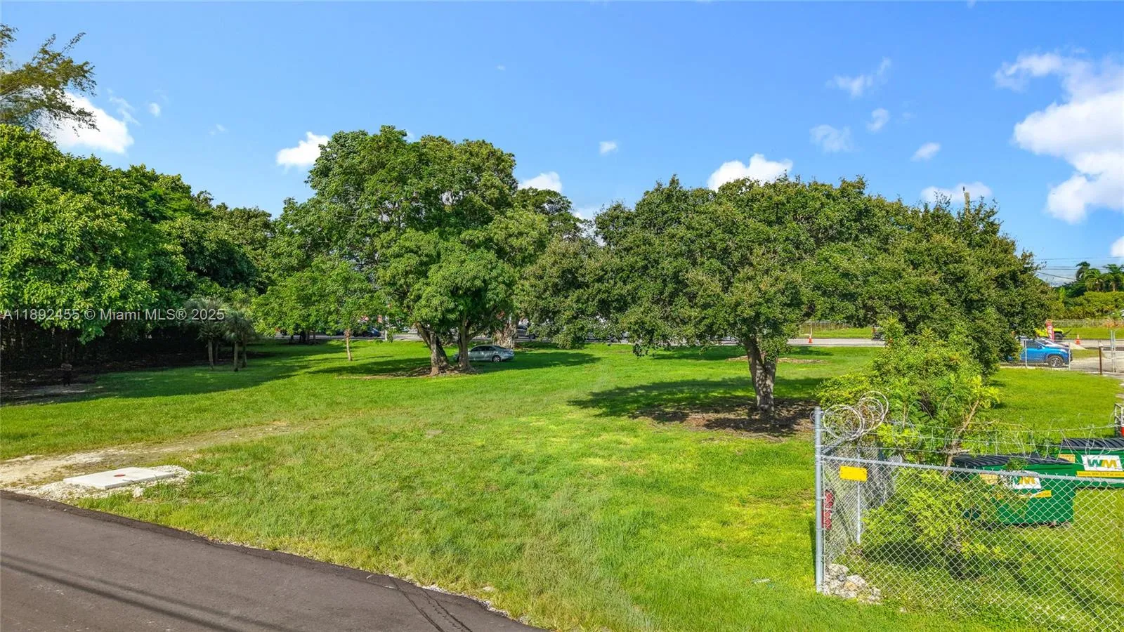 22650 SW 123rd Rd, Miami FL 33170