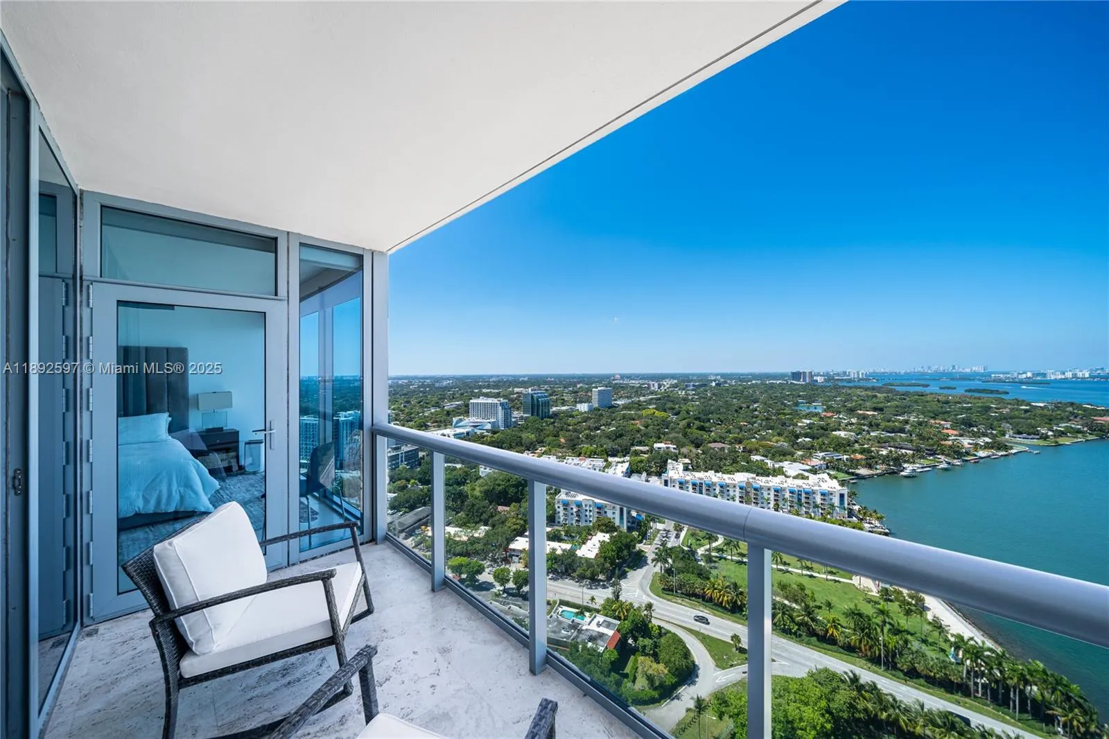 1 bedroom 1 bath for sale at 601 NE 36th St # 2908, Miami FL 33137