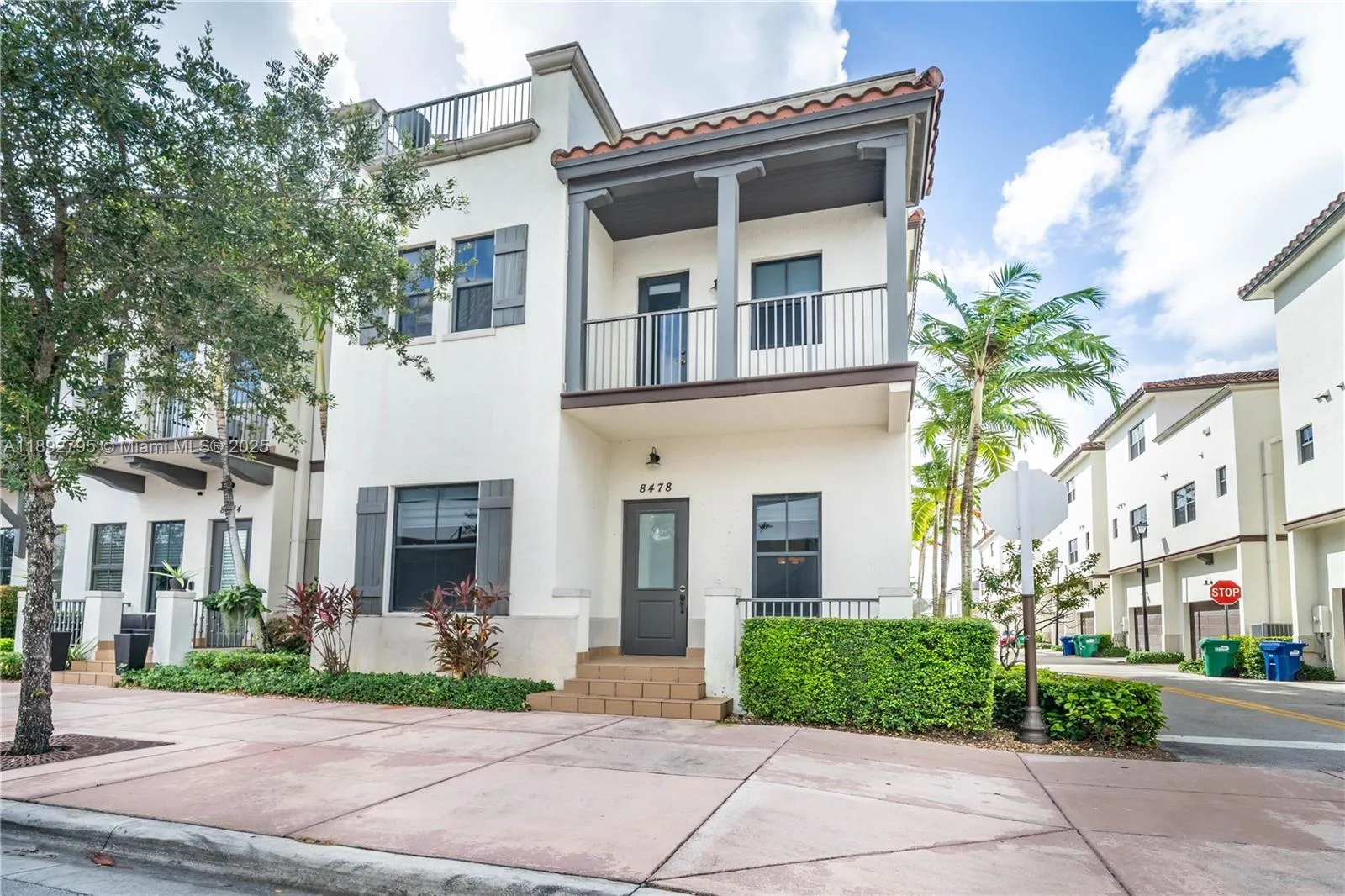 5 bedroom 4 bath for sale at 8478 NW 52nd St # 8478, Doral FL 33166