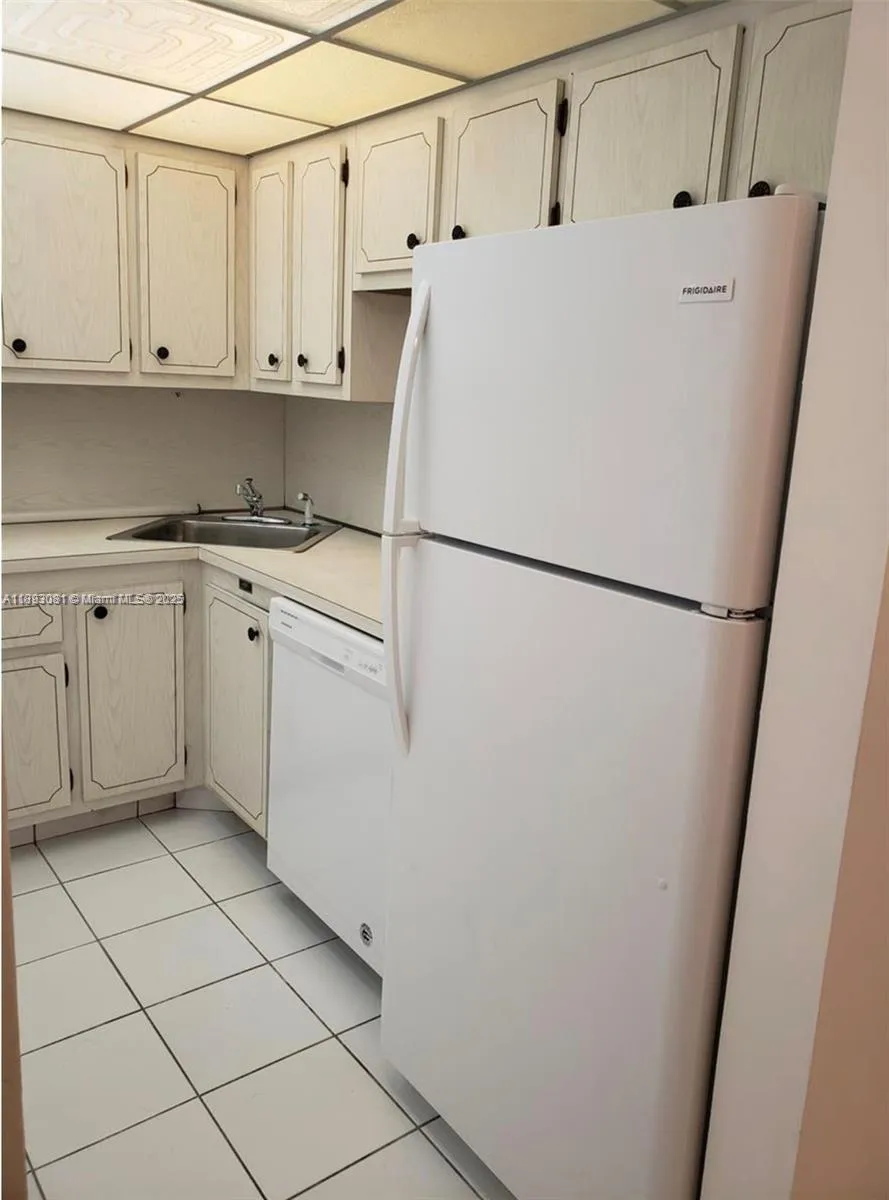 6150 NW 62nd St # 308, Tamarac FL 33319