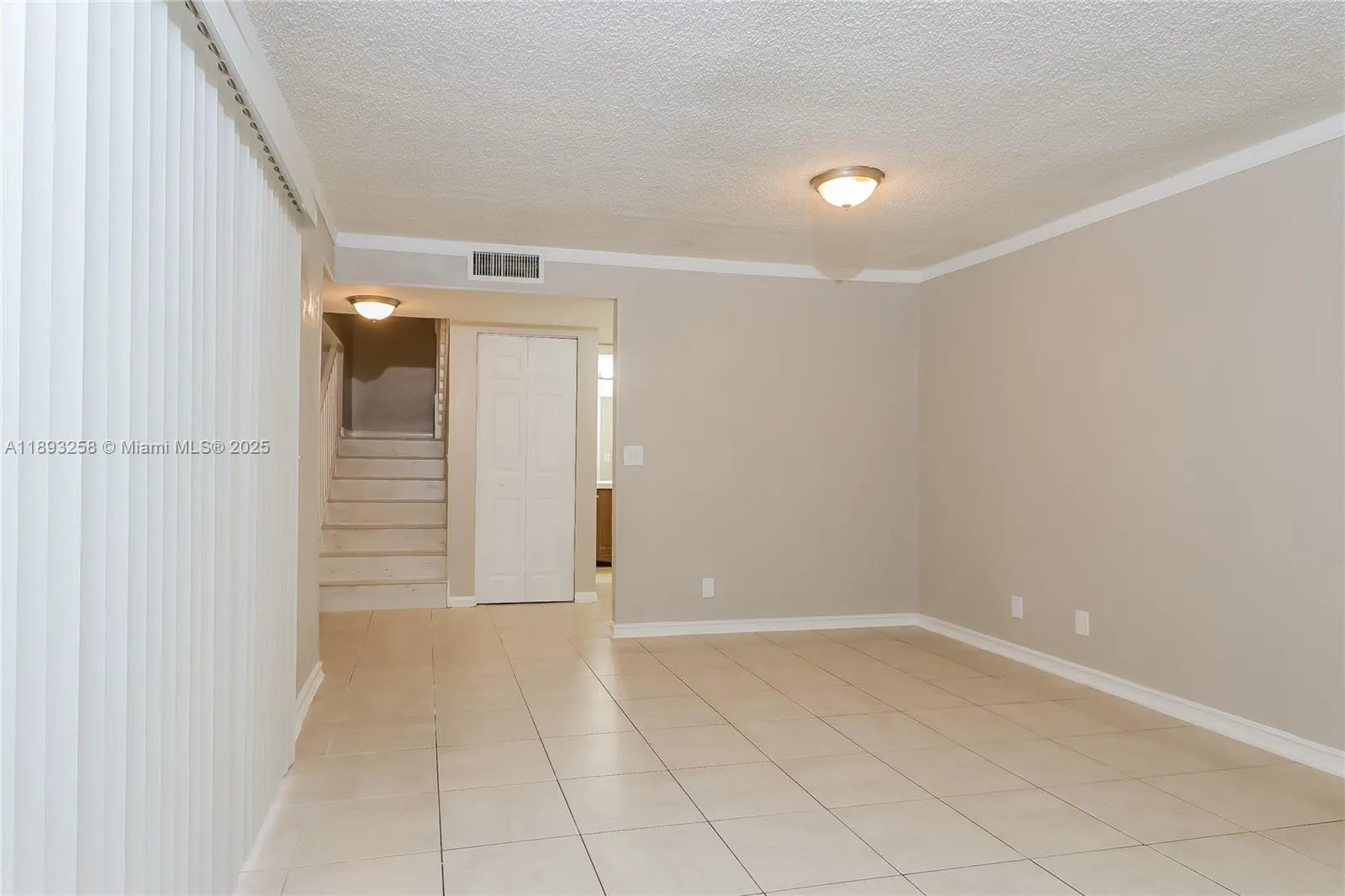 4011 Palm Bay Cir # A, West Palm Beach FL 33406