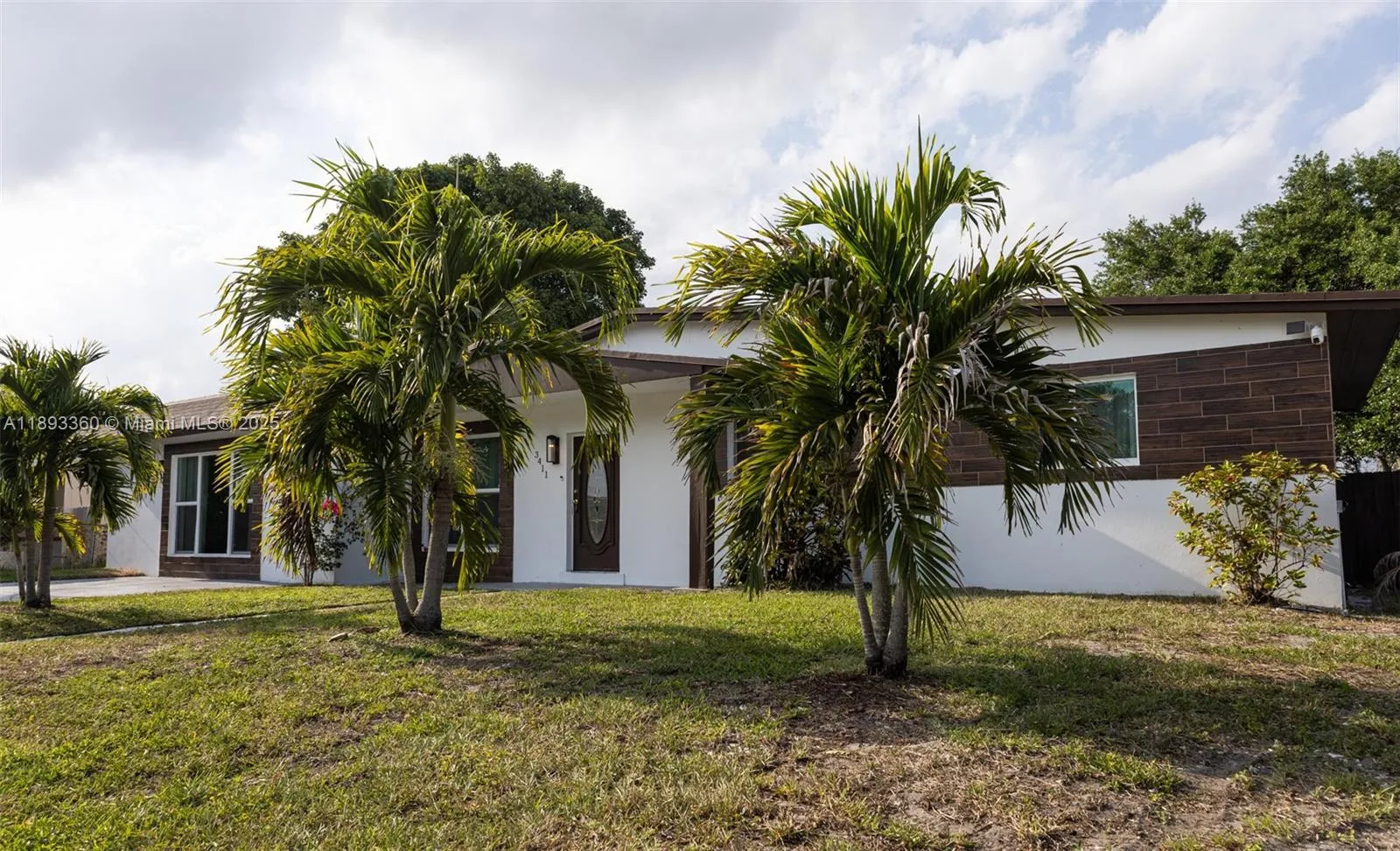 3411 SW 36th St, West Park FL 33023