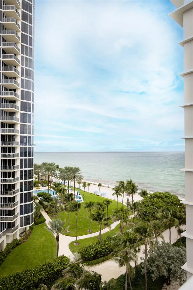 19201 Collins Ave # 720, Sunny Isles Beach FL 33160