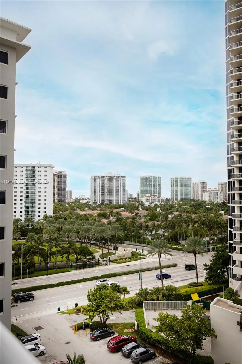 19201 Collins Ave # 720, Sunny Isles Beach FL 33160