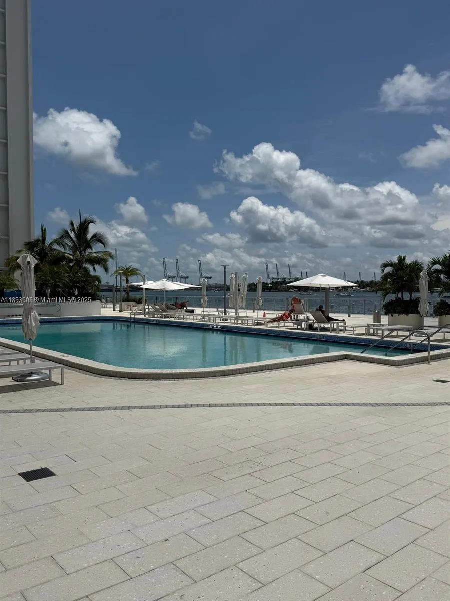 1 bath for sale at 1000 West Ave # 306, Miami Beach FL 33139