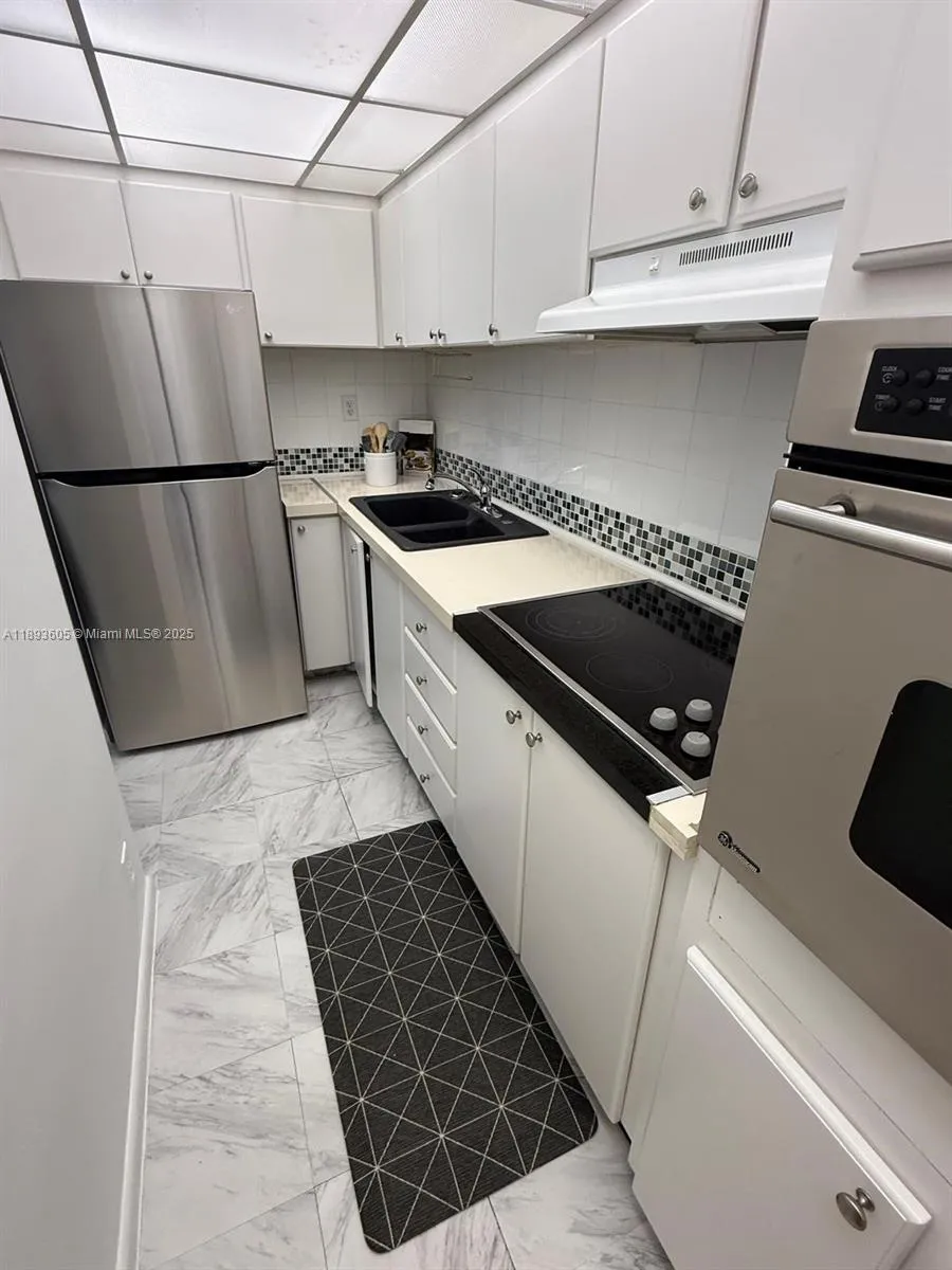 1000 West Ave # 306, Miami Beach FL 33139