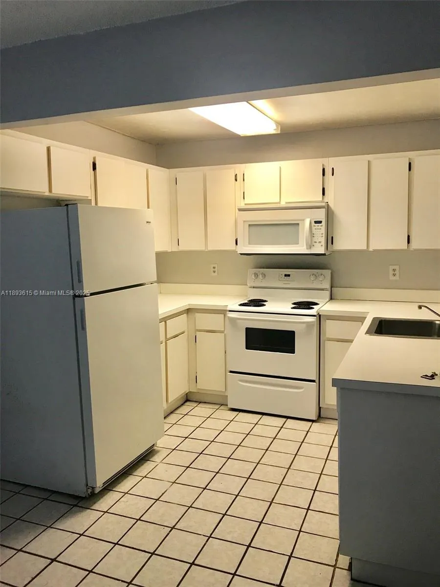 2 bedroom 2 bath for sale at 9810 Hammocks Blvd # 202, Miami FL 33196
