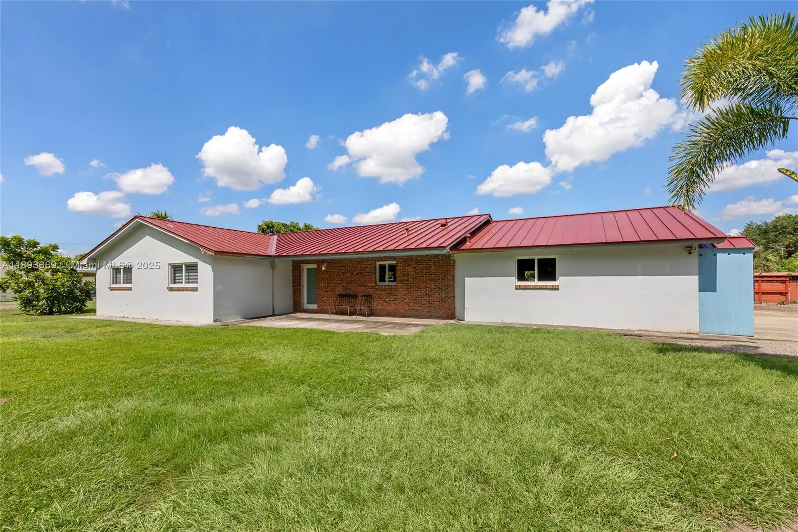 19501 SW 236th St, Homestead FL 33031