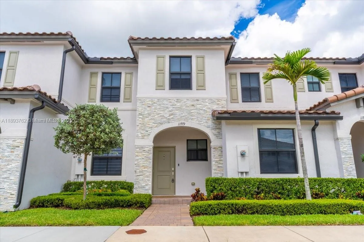3 bedroom 2 bath for sale at 11779 SW 247th Ter, Homestead FL 33032