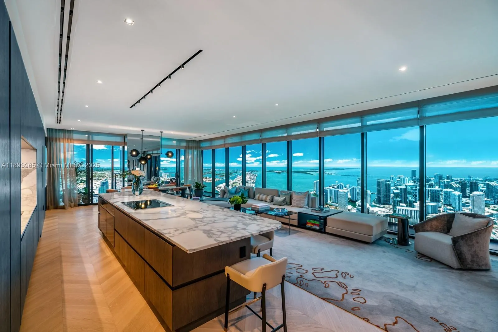 300 N Biscayne Blvd # 7803, Miami FL 33132