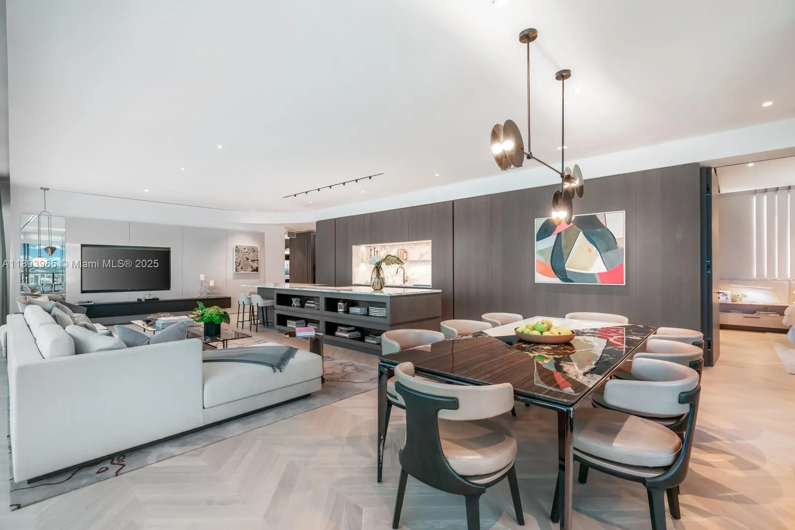 300 N Biscayne Blvd # 7803, Miami FL 33132