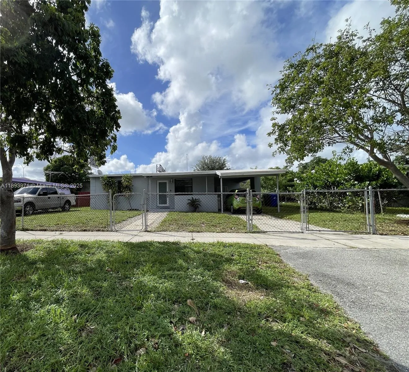 2 bedroom 2 bath for sale at 1854 Lauderdale Manor Dr, Fort Lauderdale FL 33311