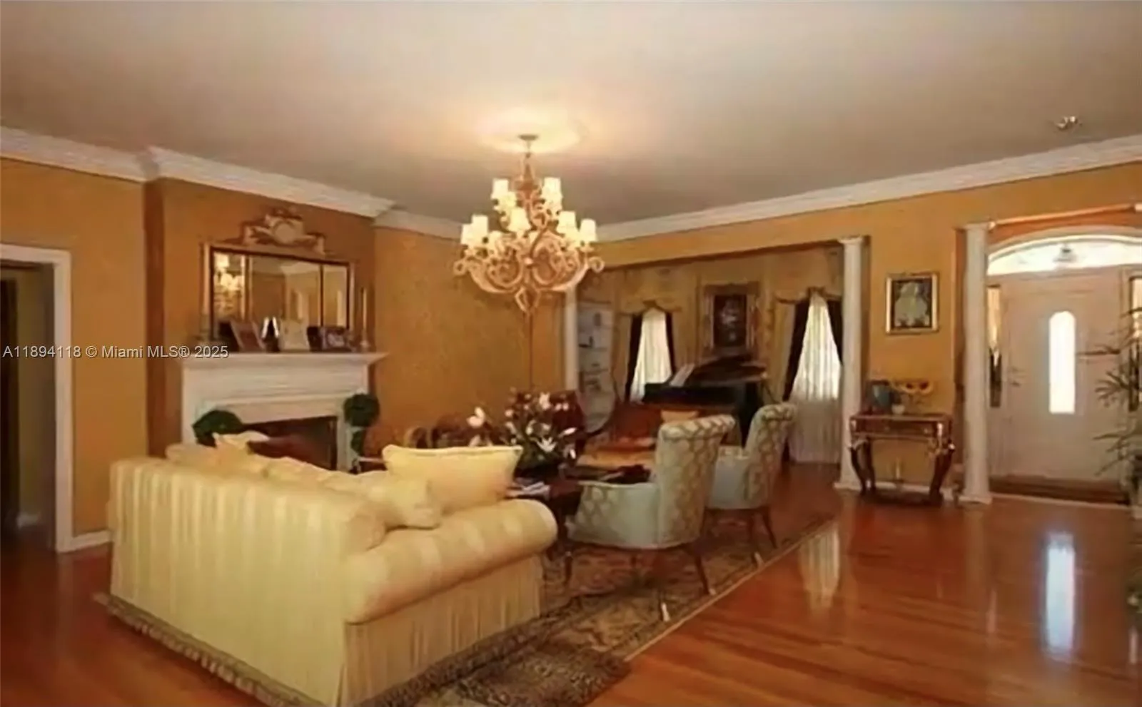 2301 Alhambra Cir, Coral Gables FL 33134
