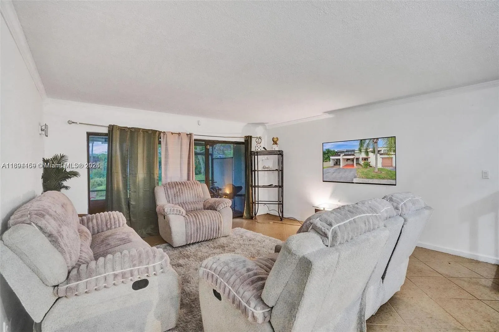 6483 Racquet Club Dr # 22, Lauderhill FL 33319