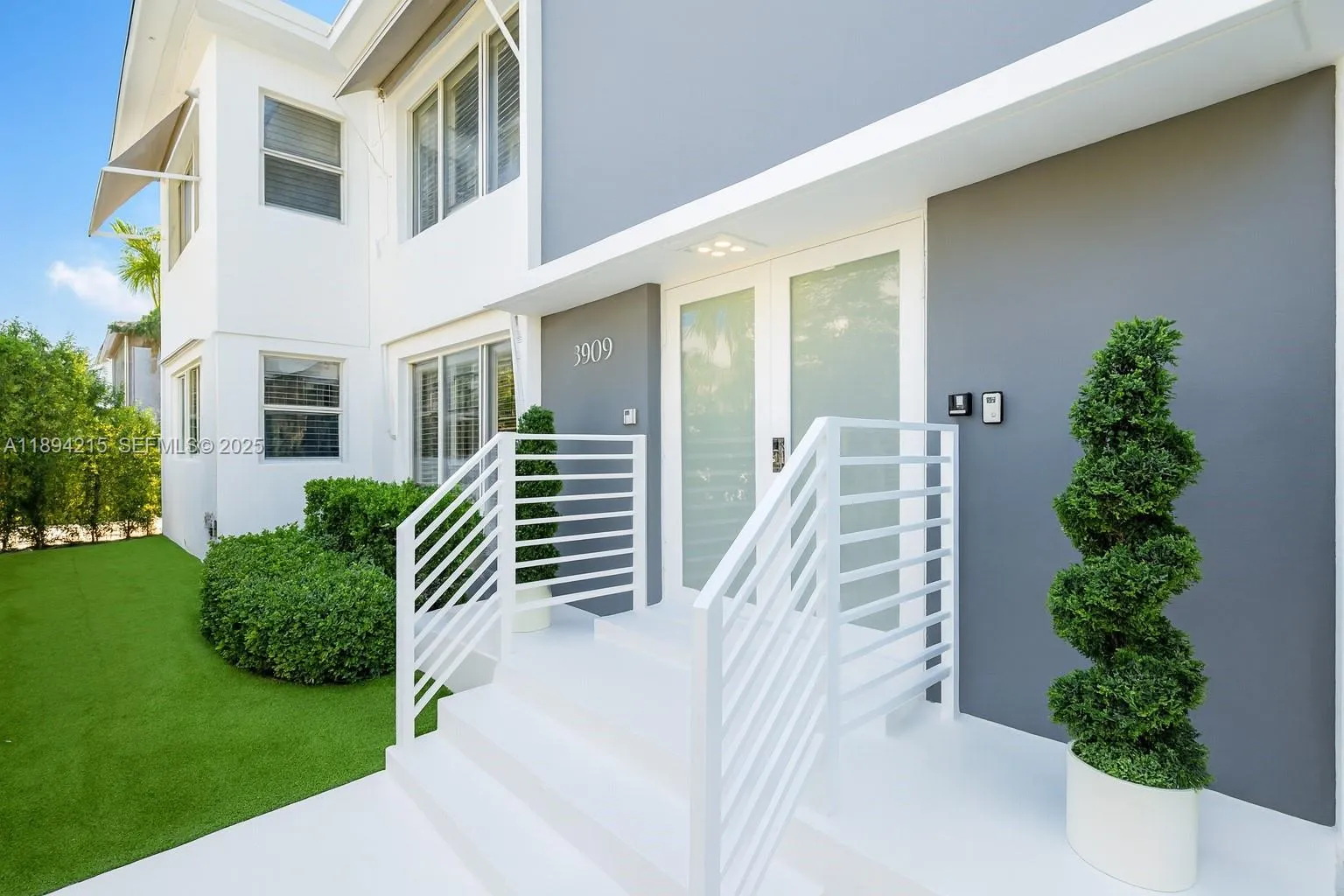 for sale at 3909 Garden Avenue, Miami Beach FL 33140