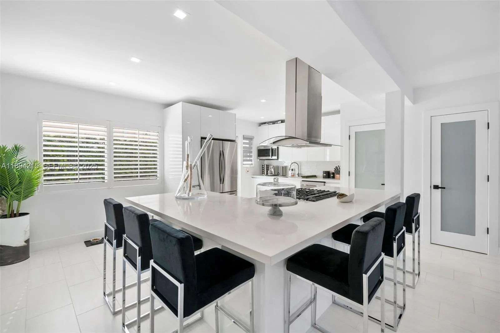 3909 Garden Avenue, Miami Beach FL 33140