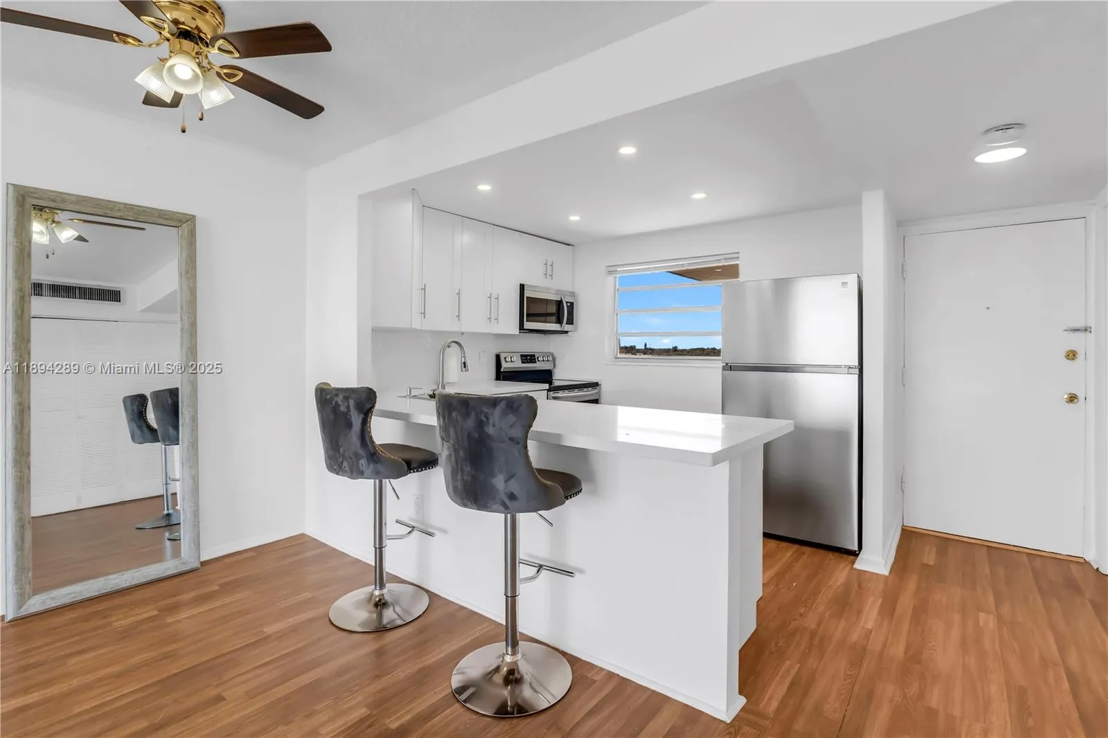 16400 NE 17th Ave # 601, North Miami Beach FL 33162