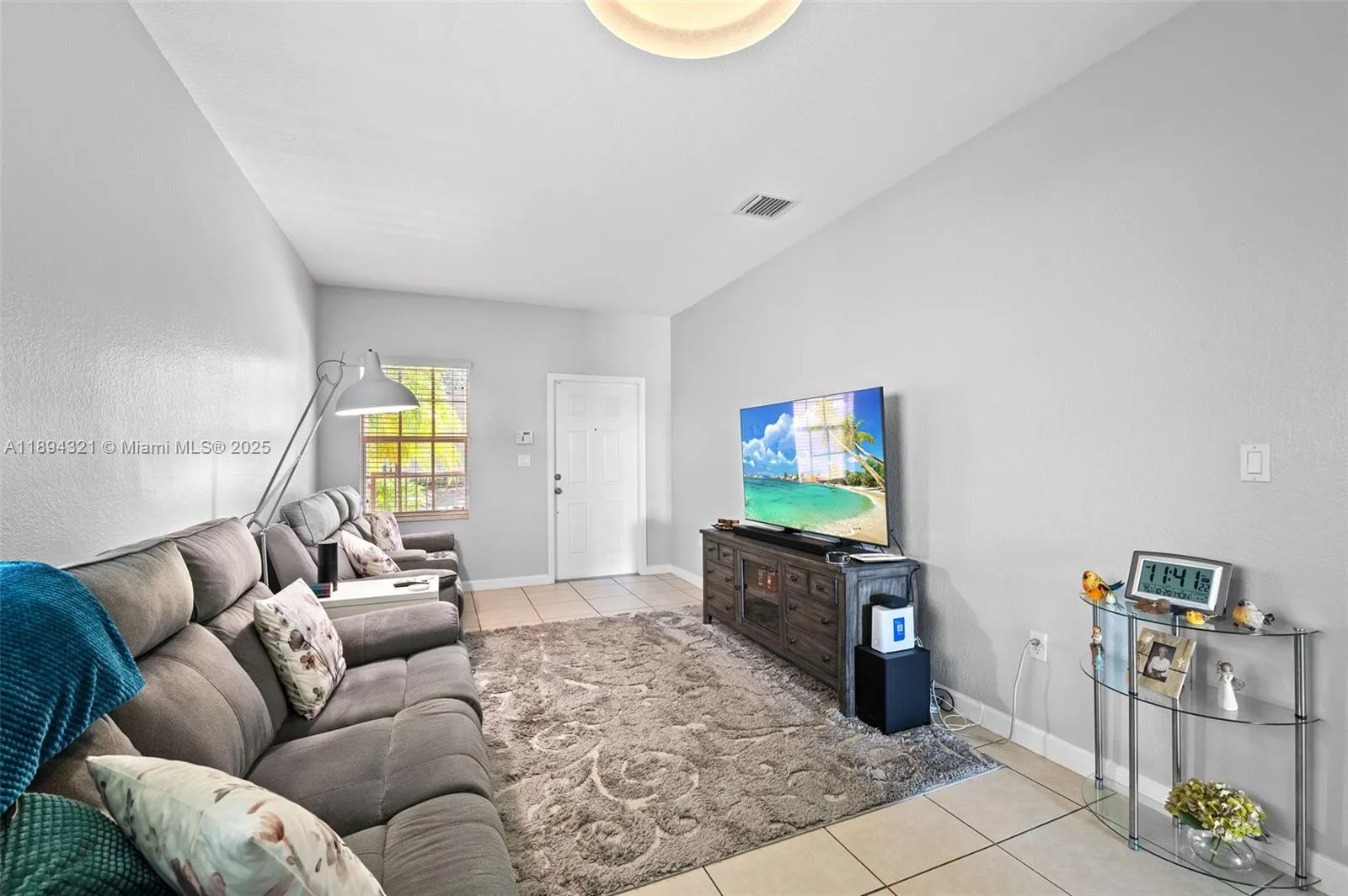 22424 SW 89th Path, Cutler Bay FL 33190