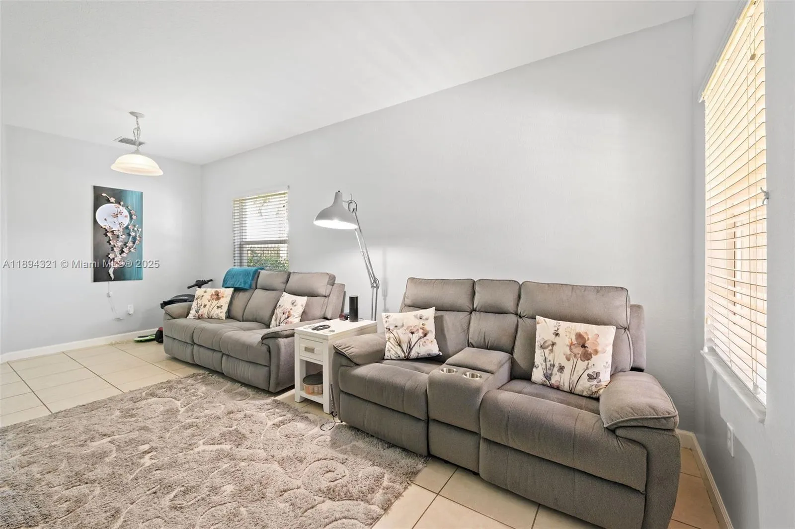 22424 SW 89th Path, Cutler Bay FL 33190