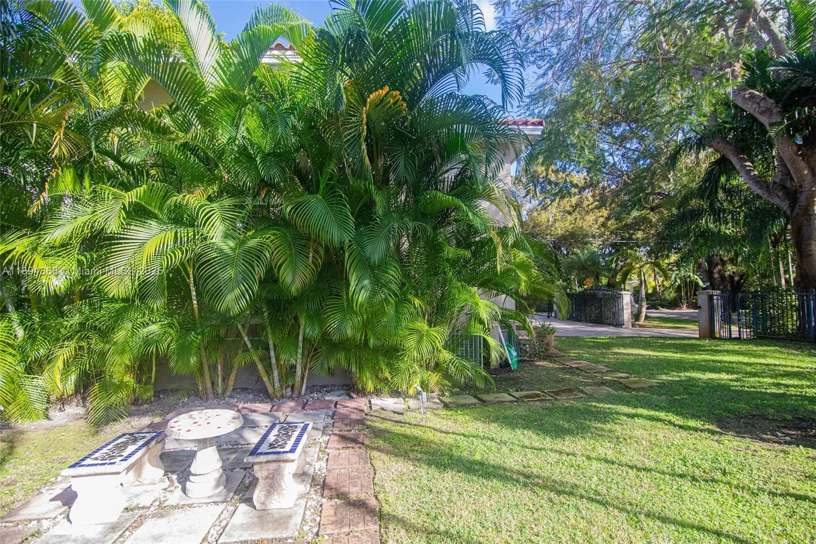 1543 Dorado Ave, Coral Gables FL 33146