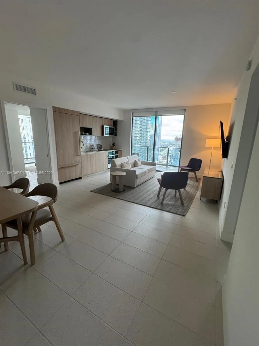 601 NE 1 Ave # 3802, Miami FL 33132