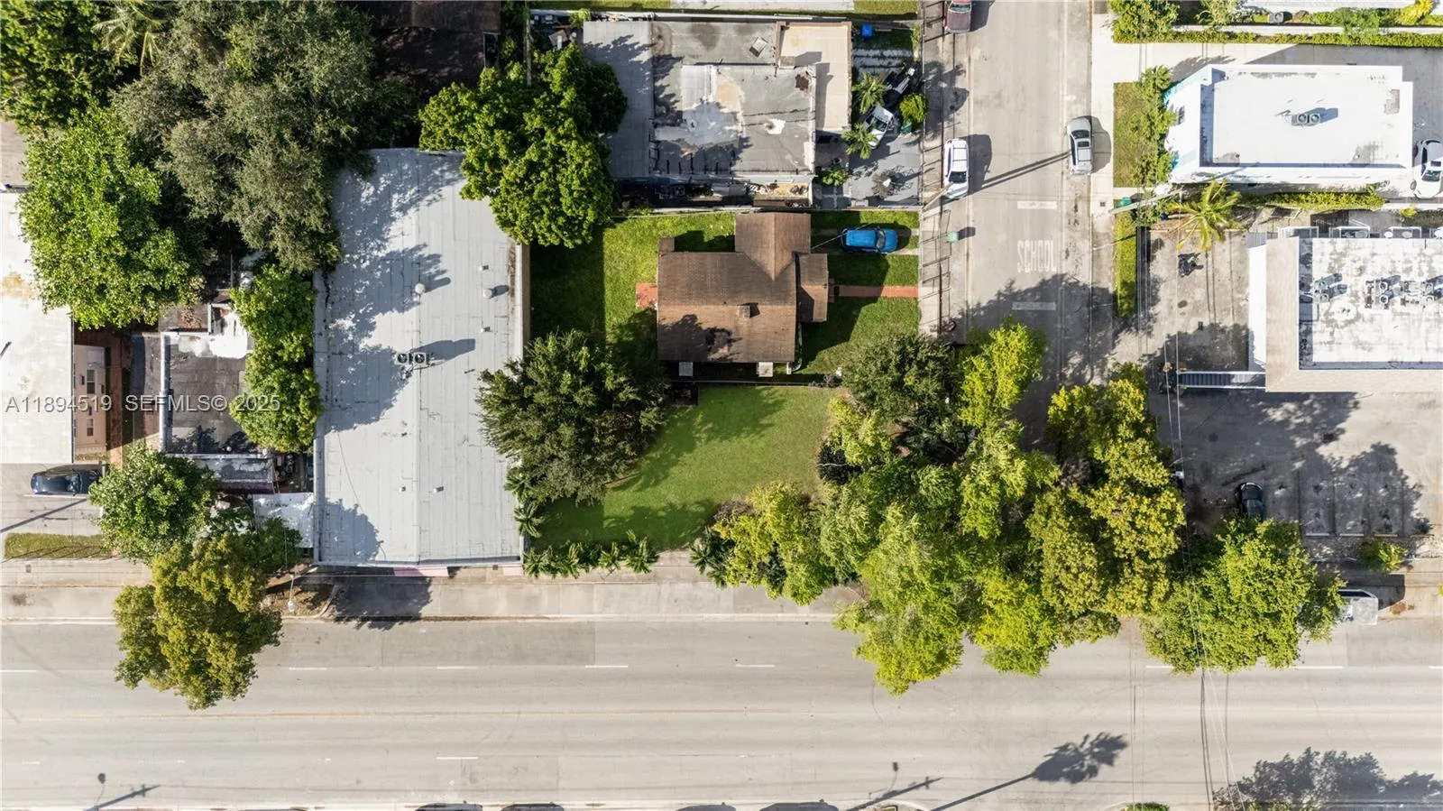 1121 NW 29th St, Miami FL 33127