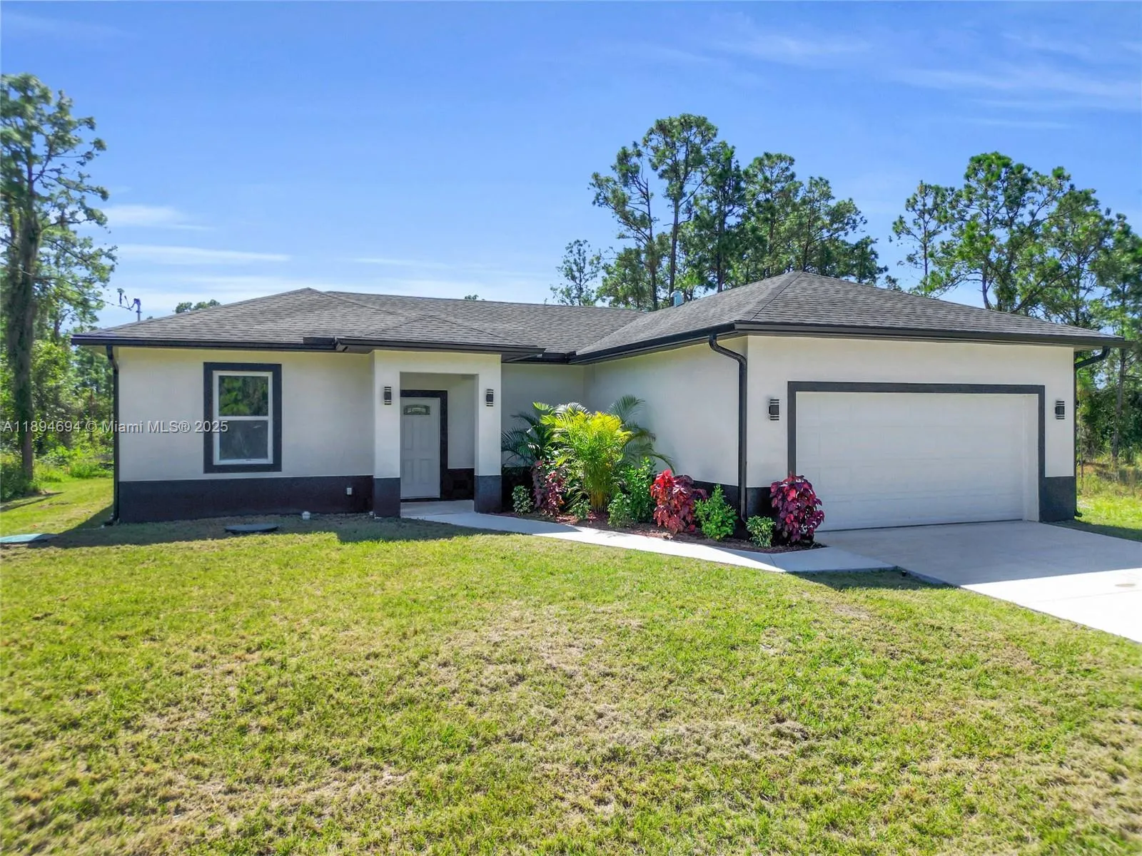 3 bedroom 2 bath for sale at 1109 EDGEWOOD ST E, Lehigh Acres FL 33974
