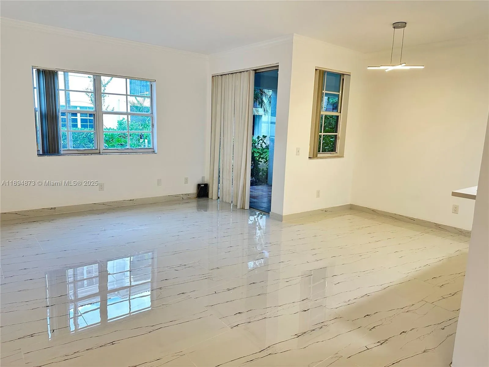 3255 NE 184th St # 12113, Aventura FL 33160