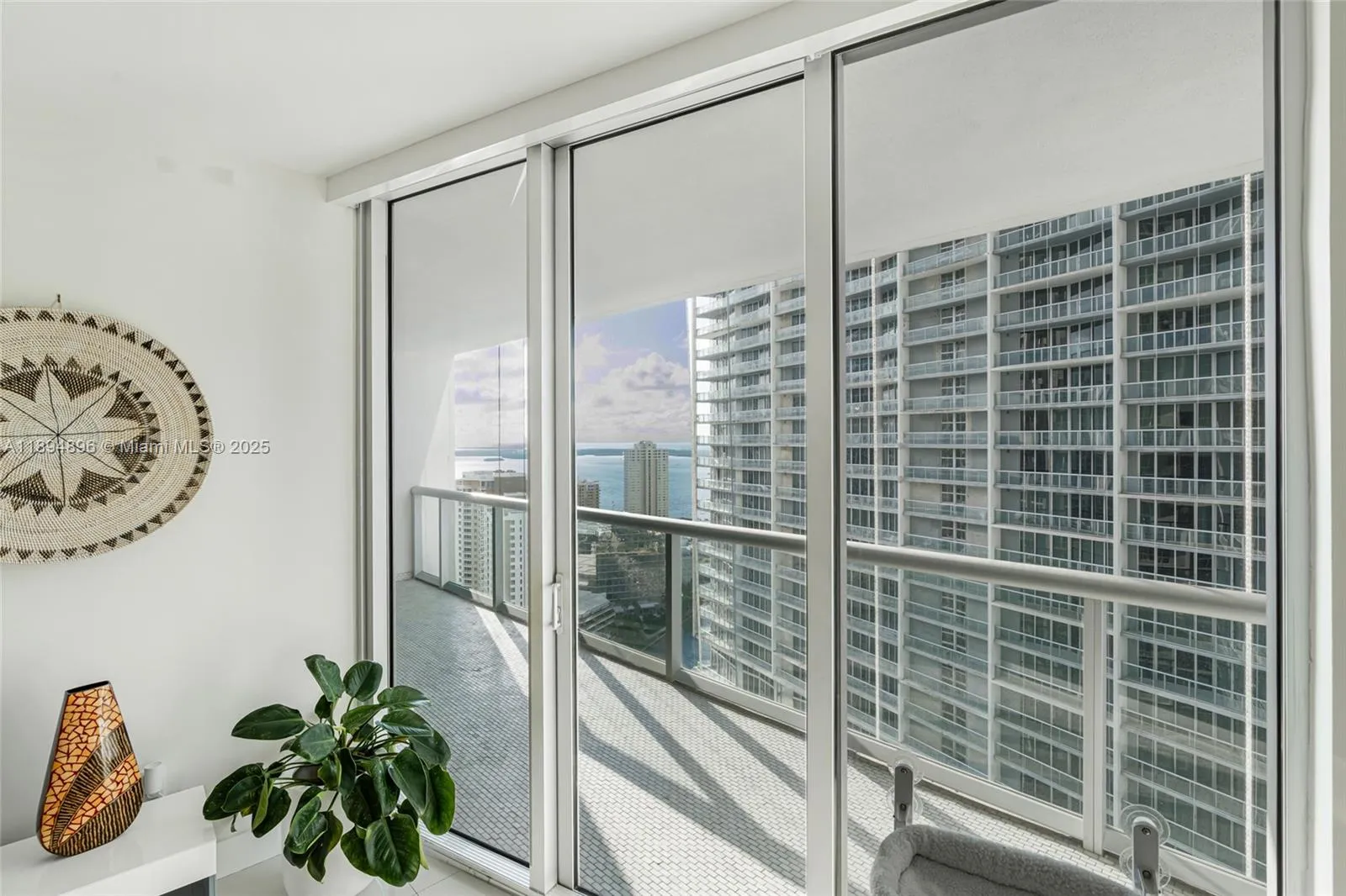 475 Brickell Ave # 3111, Miami FL 33131