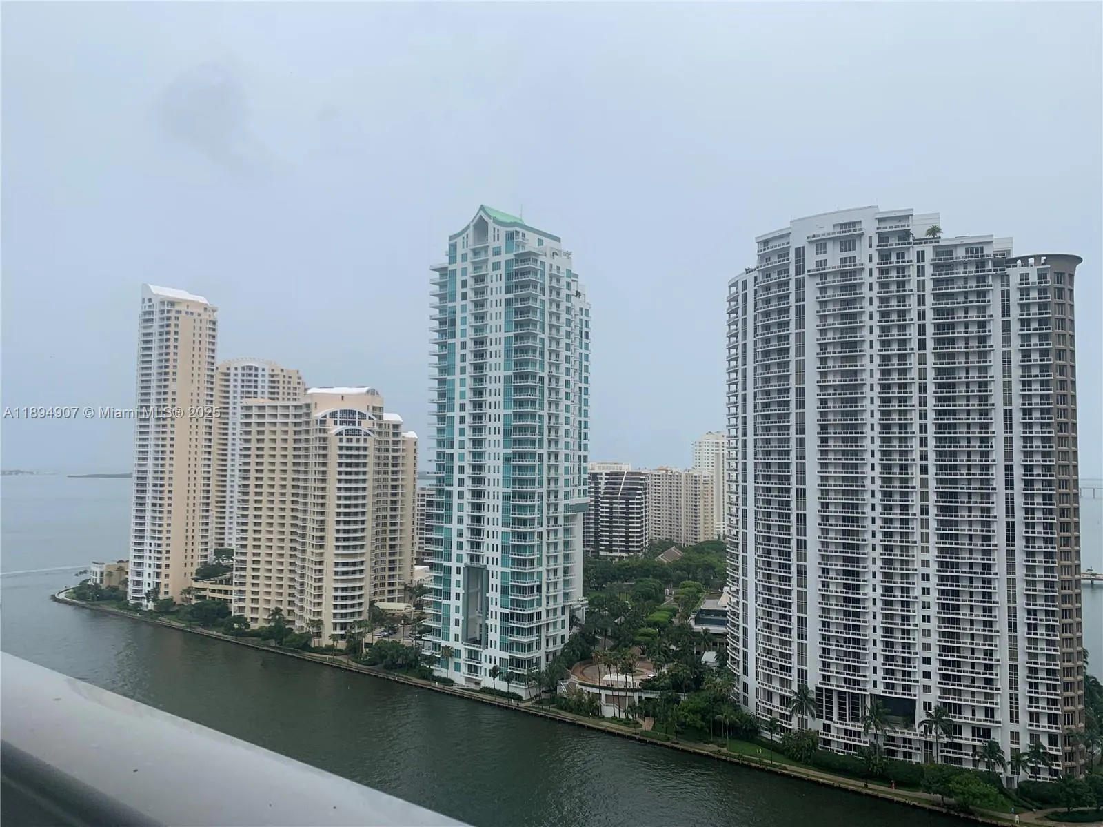 300 S Biscayne Blvd # 1908, Miami FL 33131