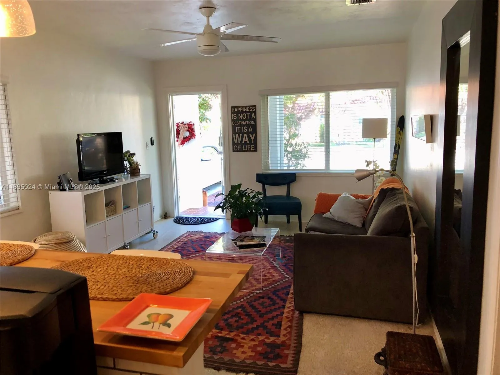 1160 SW 22nd terrace # 2, Miami FL 33129