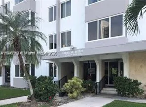 1 bedroom 1 bath for sale at 250 180th Dr # 105, Sunny Isles Beach FL 33160