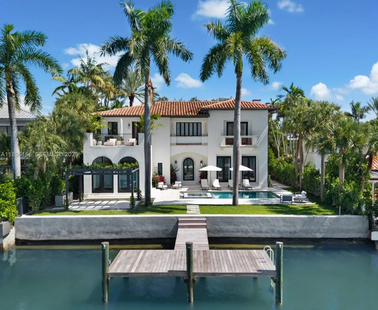 5300 N Bay Rd, Miami Beach FL 33140