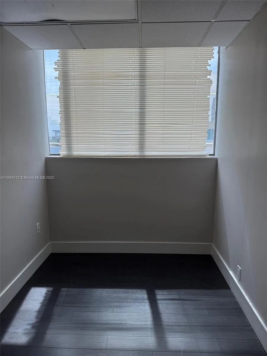 299 Alhambra Cir, Coral Gables FL 33134