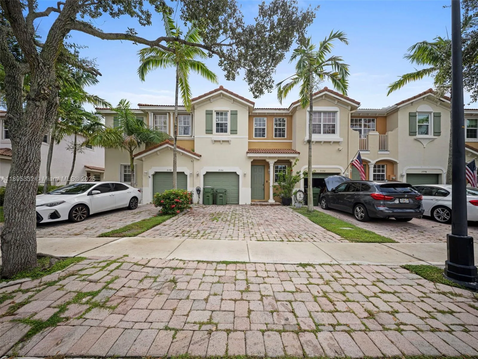 3 bedroom 2 bath for sale at 2104 NE 3rd Ct, Homestead FL 33033
