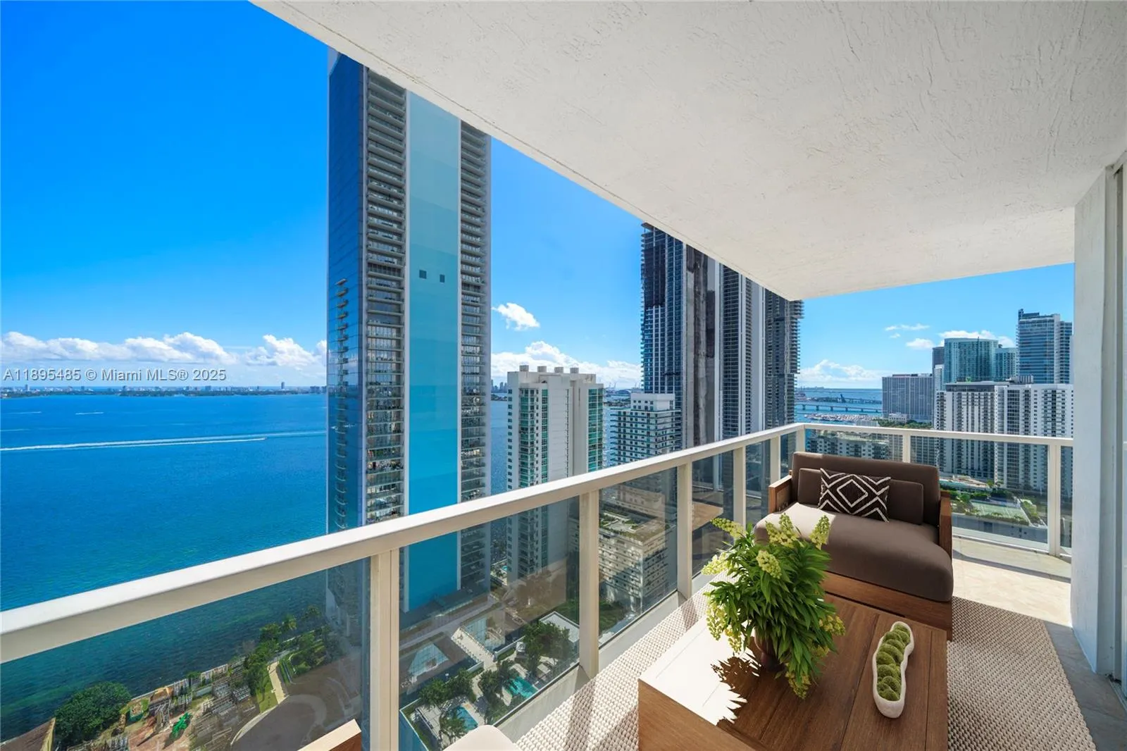 600 NE 27th St # 3105, Miami FL 33137