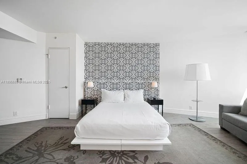 1100 West Ave # 819, Miami Beach FL 33139