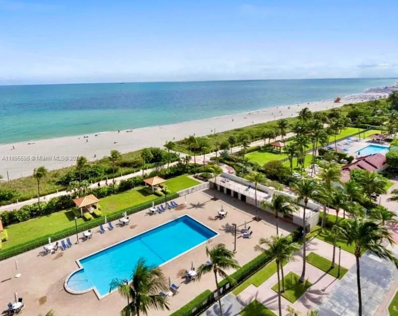 2625 Collins Ave # 1507, Miami Beach FL 33140